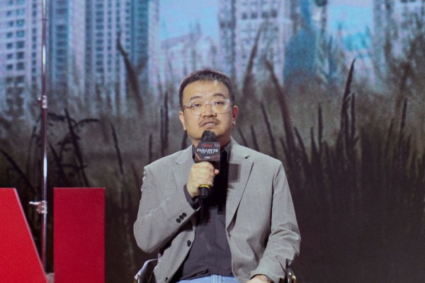 Yeon Sang Ho Admits Directing Parasyte: The Grey Because He Likes The Manga