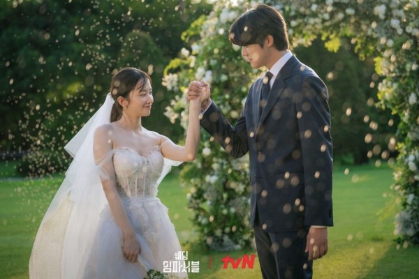 Understanding the Surprising Ending of “Wedding Impossible”: Does Na A Jeong Get Married?