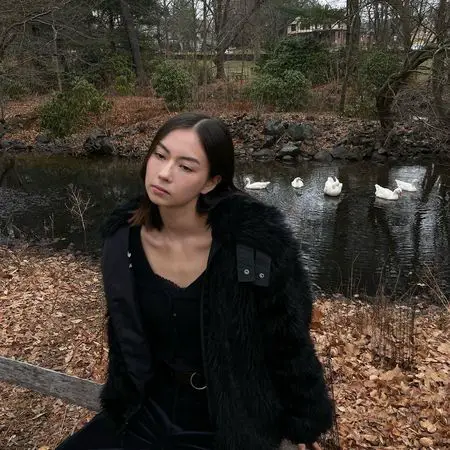 Park Seo-Joon’s Rumored Girlfriend’s “Crazy Family Background” Is Revealed! Lauren Tsai Admits Herself: I Am Of Mixed Chinese And European Descent