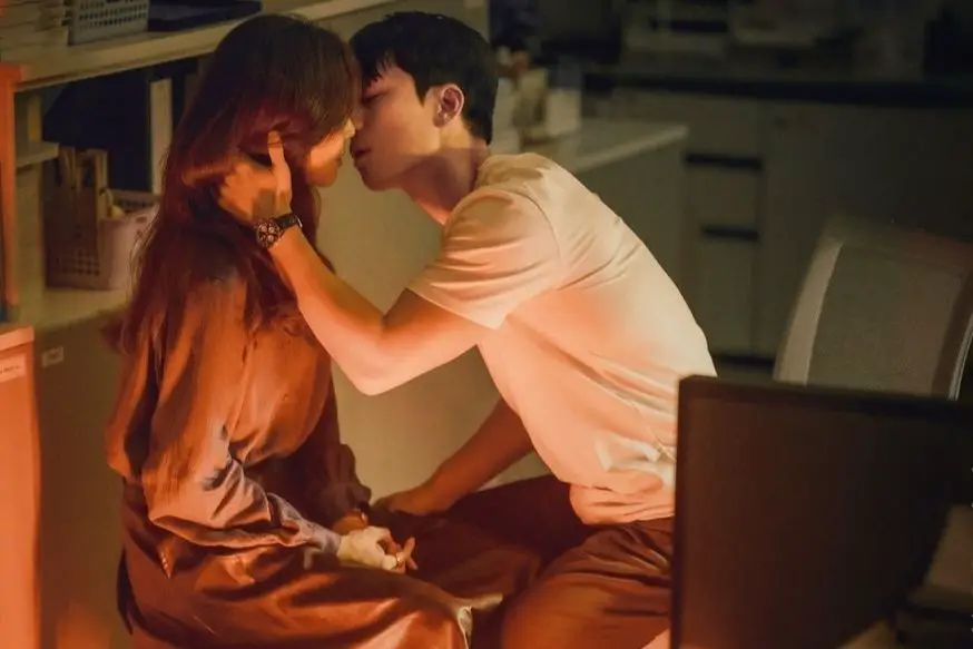 Still Cut Drama The Midnight Romance In Hagwon