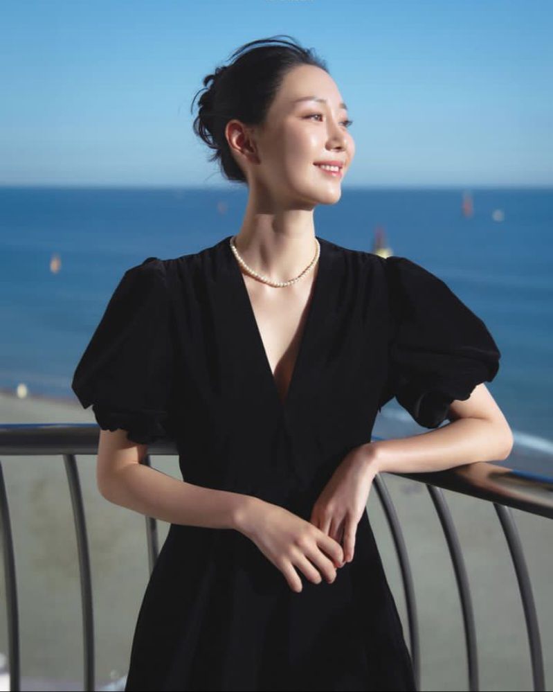 Lee Yoo Young Announced Married And Pregnant With First Child
