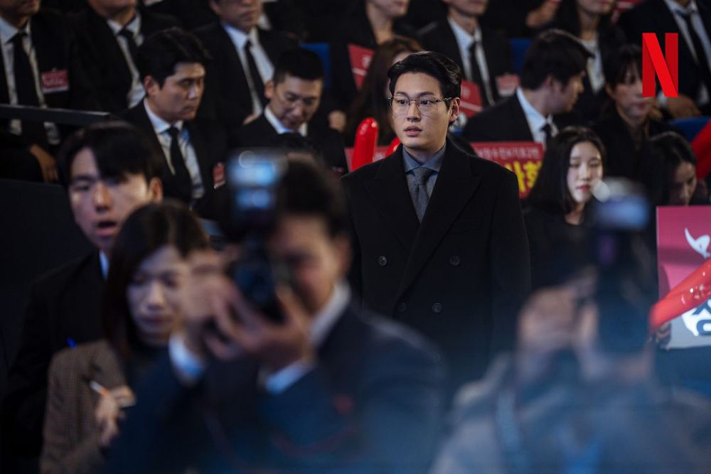 Lee Man Gil (Kang Sang Won) In The Drama The Whirlwind