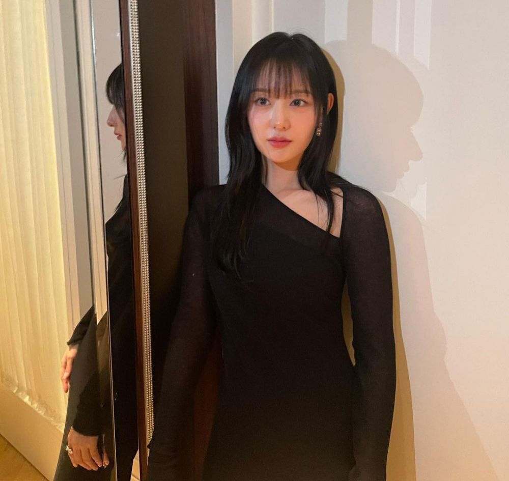 Kim Ji Won (instagram.com/geewonii)